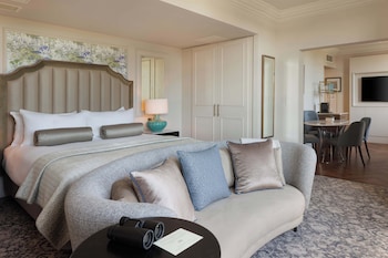 Terrace Suite with Castle View