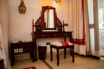 Executive Studio Suite, Terrace, Garden View