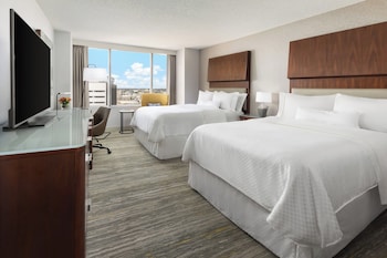 Room, 2 Double Beds (Mobility/Hearing Access, Roll-in Shwr)