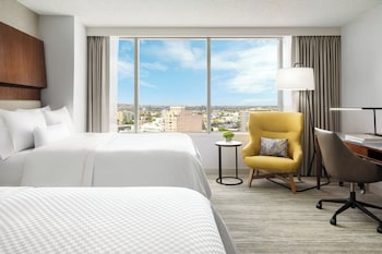 Room, 2 Double Beds (Mobility/Hearing Accessible, Tub)