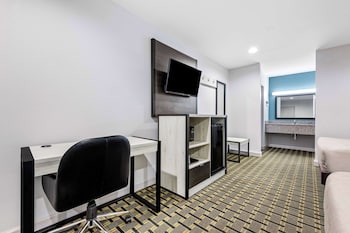 Standard Room, 2 Queen Beds, Non Smoking, Refrigerator & Microwave