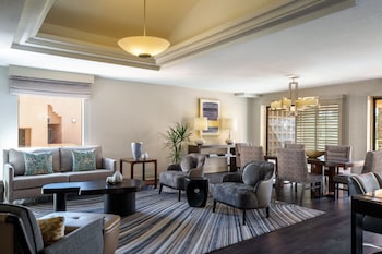 Presidential Suite, 1 King Bed, Resort View