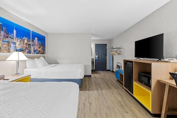 Room, 2 Double Beds, Non Smoking