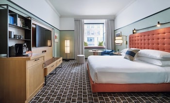 Room, 1 King Bed, City View