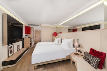 Premium Room, City View