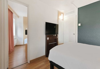 Standard Triple Room, Non Smoking