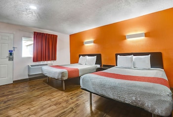 Standard Room, 2 Queen Beds, Non Smoking