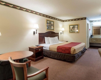 Standard Room, 1 King Bed, Non Smoking