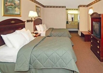 Standard Room, 2 Double Beds, Non Smoking