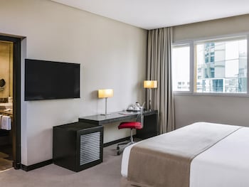 Deluxe Room, 1 King Bed