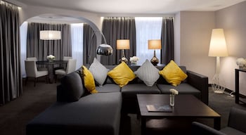 Suite (Royal)