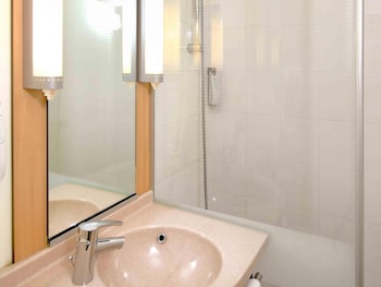 Standard Twin Room, 3 Twin Beds