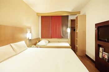 Standard Double Room, Multiple Beds
