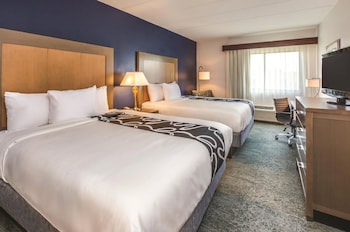Room, 2 Queen Beds, Non Smoking