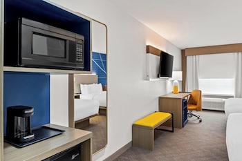 Standard Room, 2 Queen Beds, Non Smoking