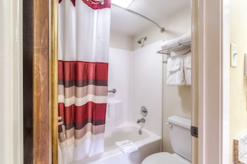 Superior Room, 1 King Bed, Non Smoking, Jetted Tub