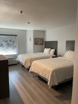 Standard Room, 2 Double Beds, Non Smoking