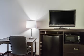 Standard Room, 2 Double Beds, Non Smoking