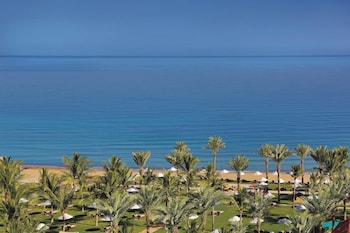 Deluxe Room, 2 Twin Beds, Balcony, Sea View