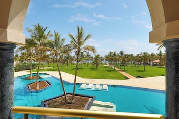 Deluxe Room, 2 Twin Beds, Balcony, Garden View