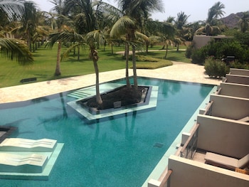 Junior Suite, 1 King Bed, Balcony, Resort View