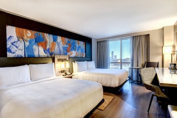Room, 2 Queen Beds (Mobility Accessible, Tub)
