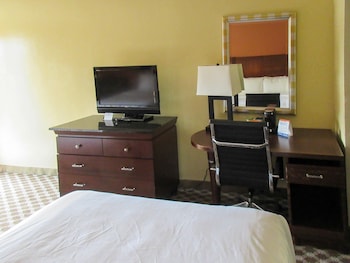Room, 2 Double Beds, Non Smoking (Efficiency)