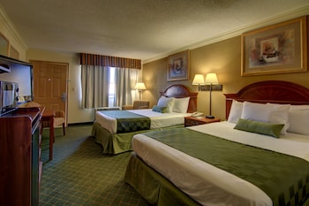 Room, 2 Queen Beds, Non Smoking