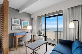 Studio Suite, 2 Queen Beds, Oceanfront (NonSmoking  )