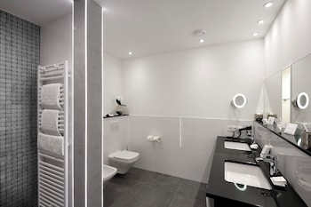 Suite, 1 King Bed