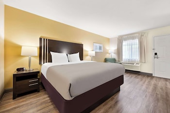 Room, 1 King Bed, Non Smoking