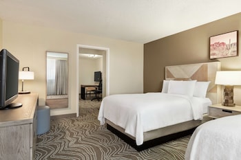 Suite, 2 Double Beds, Accessible, Bathtub (Mobility & Hearing)