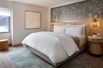 Superior Suite, 1 King Bed with Sofa bed