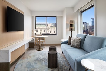 Premier Suite, 1 King Bed