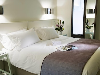 Classic Room, 1 King Bed