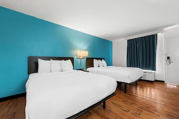 Room, 2 Queen Beds, Non Smoking