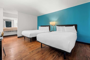 Room, 2 Queen Beds, Non Smoking