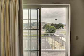 Room, 2 Queen Beds, Non Smoking (Pet-Friendly)
