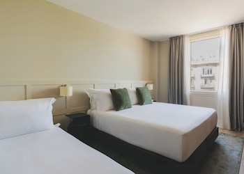Superior Double Room (With extra bed)