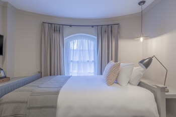 Single Room (Georgian Cosy Room)