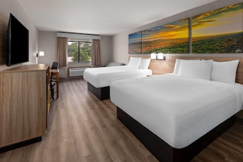 Deluxe Room, 2 Queen Beds, Non Smoking