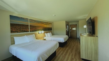 Standard Room, 2 Queen Beds