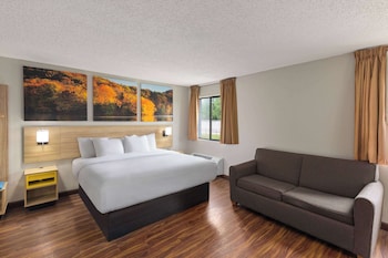 Studio Suite, 1 King Bed, Non Smoking