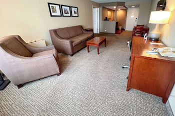 Suite, 2 Queen Beds, Non Smoking