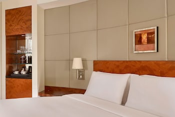 Classic Room, 1 King Bed
