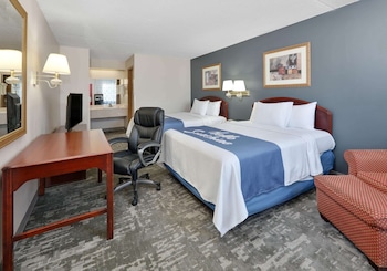 Room, 2 Queen Beds, Non Smoking