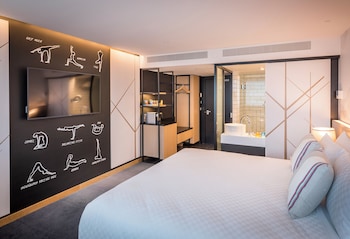 Room (Social View 1 King)