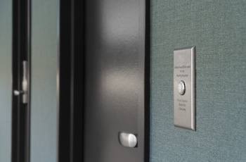 Standard Room, 2 Queen Beds, Accessible (Communications)