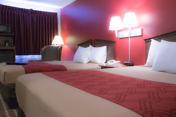 Standard Room, 2 Queen Beds, Non Smoking