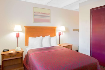 Room, 1 Double Bed, Accessible, Non Smoking (Mobility, Tub w/Grab Bars)